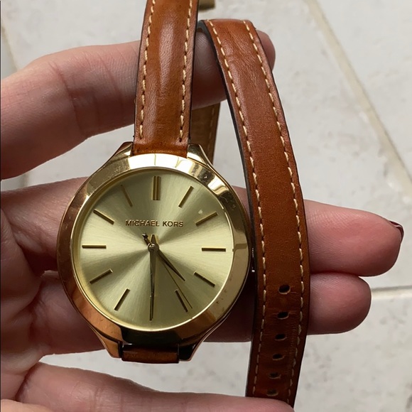 Watch - Picture 5 of 5